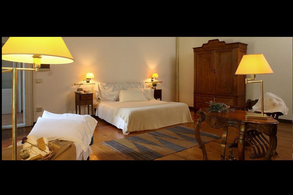 מאנטובה Residence In Centro מראה חיצוני תמונה