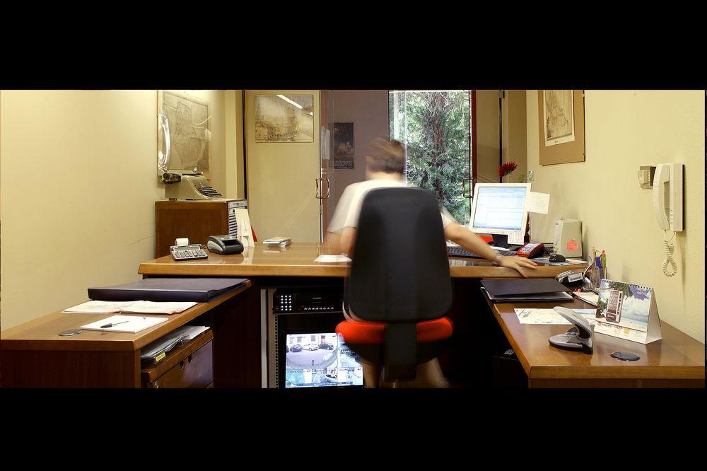 מאנטובה Residence In Centro מראה חיצוני תמונה